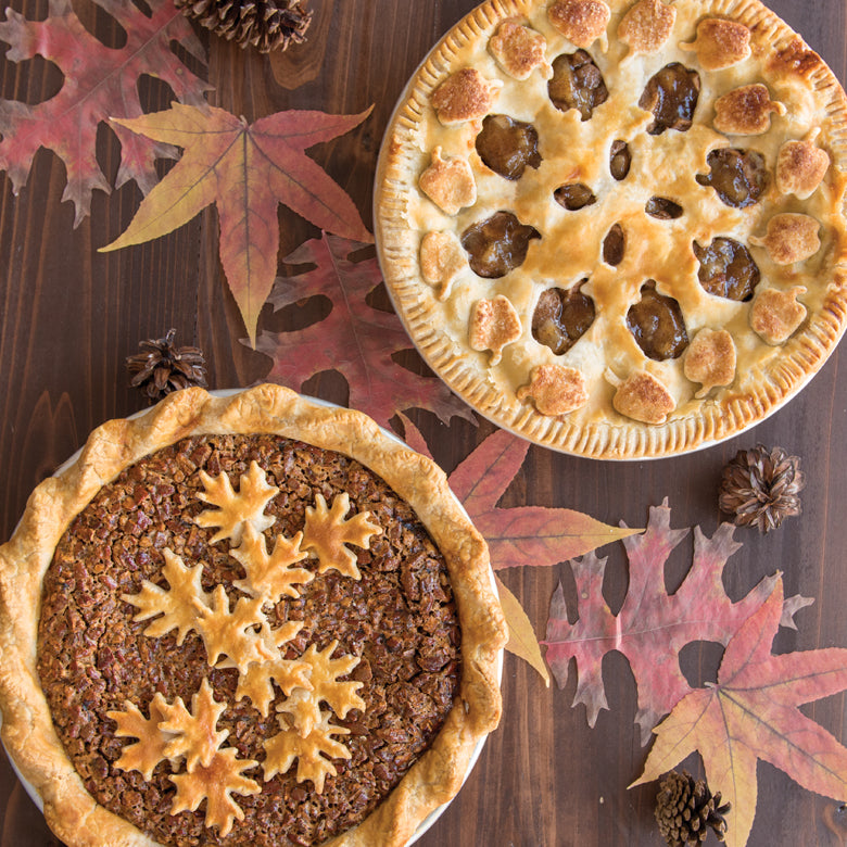 Nordicware Reversible Pie Top Cutter, Leaves & Apples, 12''