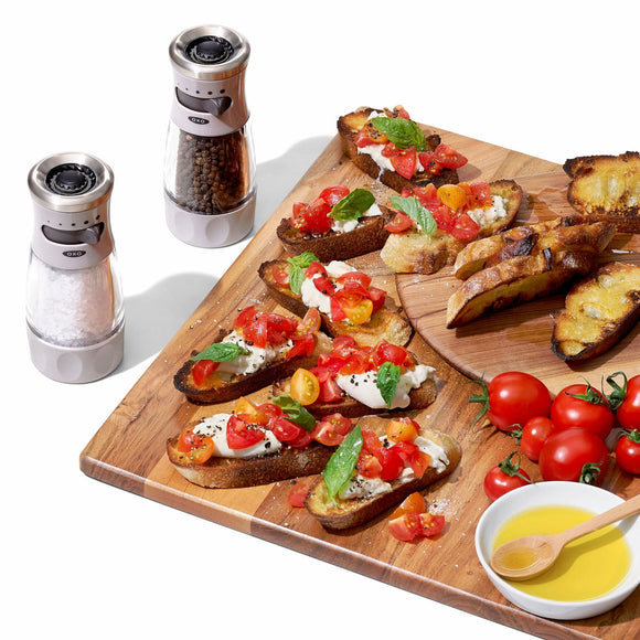 OXO Contoured Mess-Free Salt Grinder