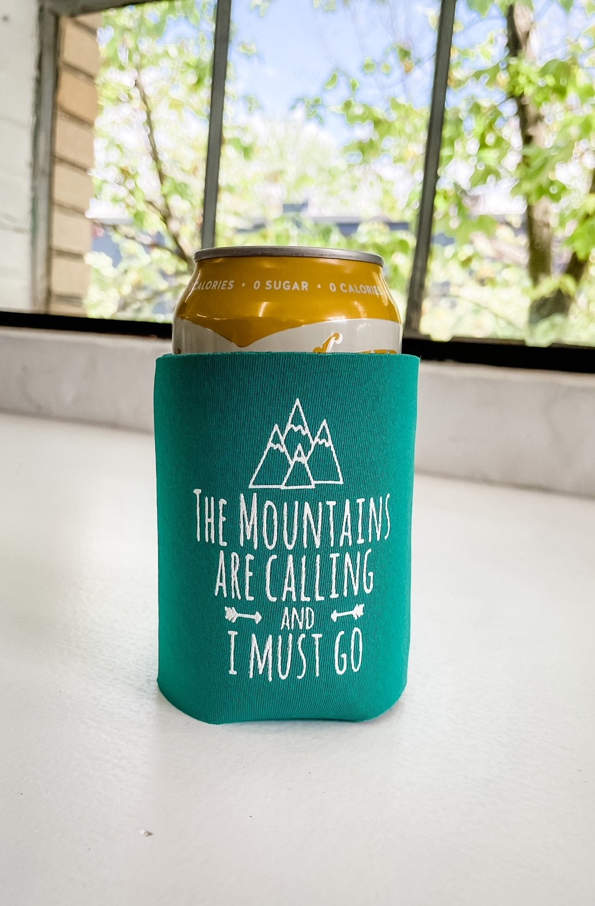 The Mountains Are Calling And I Must Go - Can Cooler