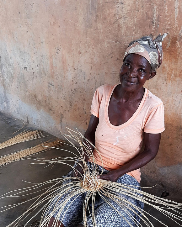 Peach Msanii Round Basket