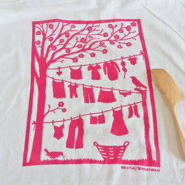 Flour Sack Towel: Laundry Line-Raspberry