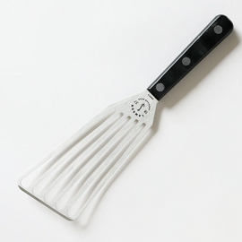 Lamson 3 x 6 Chef's Slotted Turner with POM Handle, Right Hand